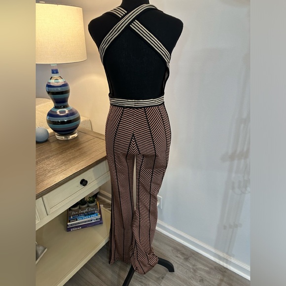 Arestta Plunging V-Neck Jumpsuit - Size P - Picture 5 of 13